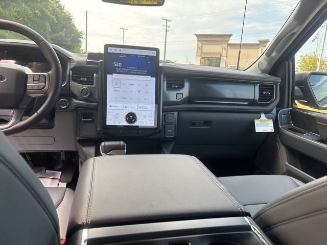 2025 Ford F-150 Lightning Flash™