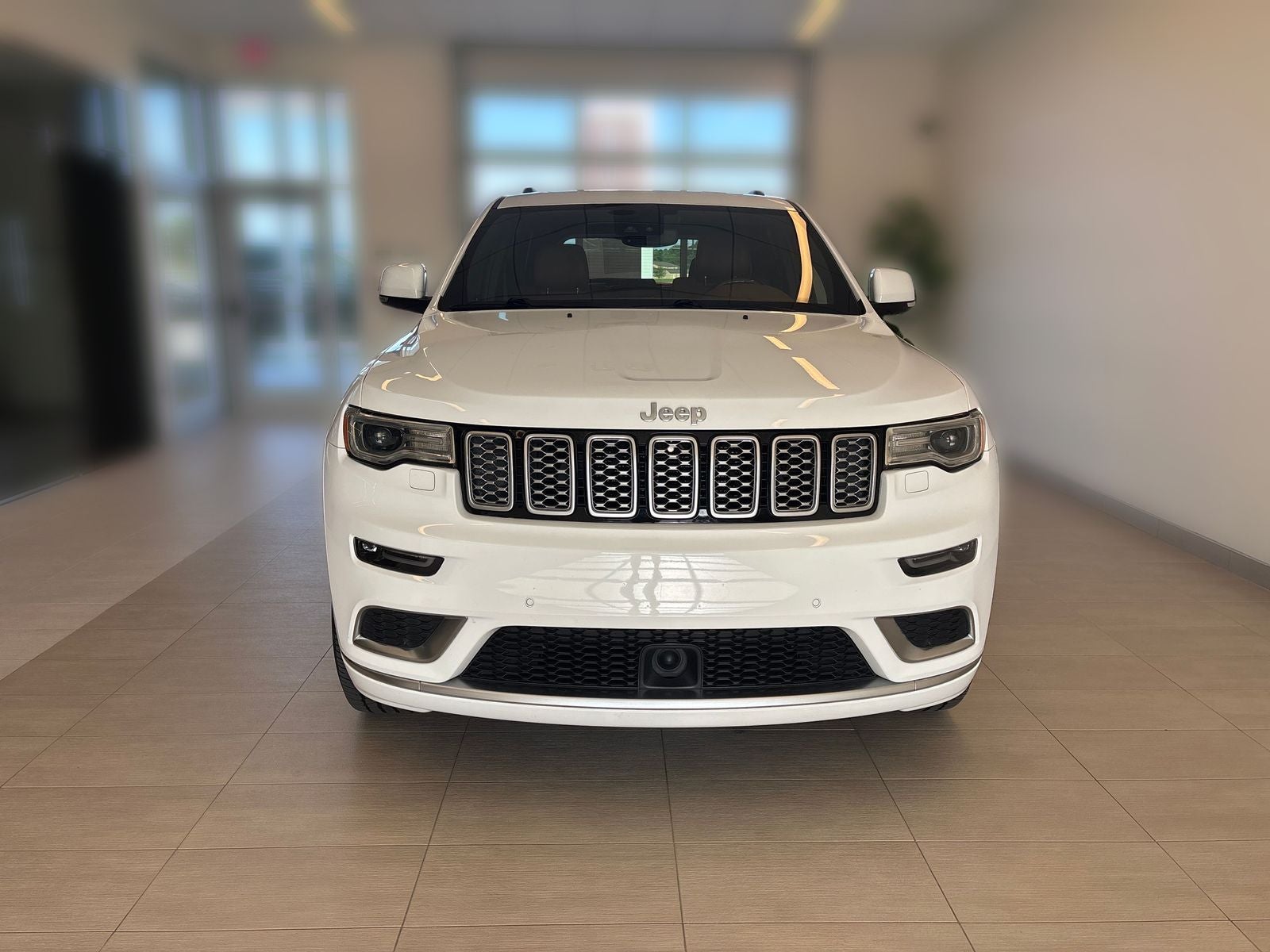 2020 Jeep Grand Cherokee Summit