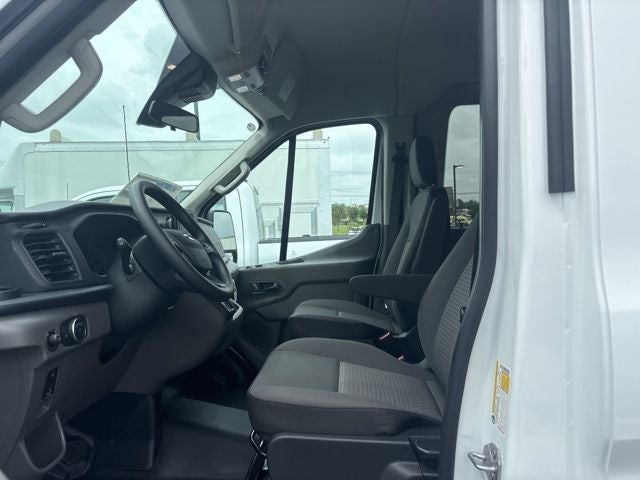 2025 Ford Transit-350 XL
