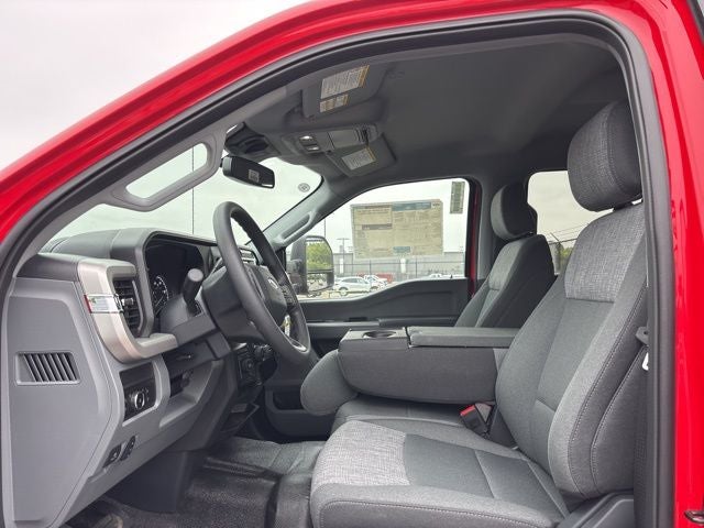 2025 Ford F-450SD XLT IN-TRANSIT