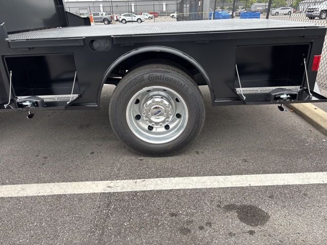 2025 Ford F-450SD XLT IN-TRANSIT