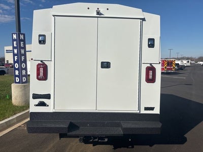 2025 Ford E-350SD Cutaway