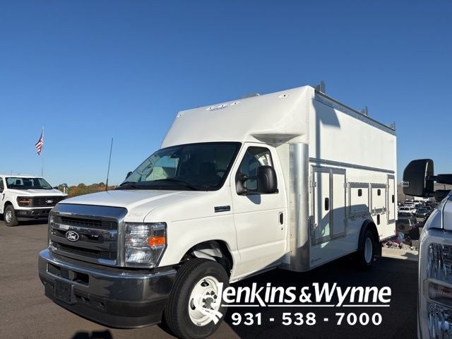 2026 Ford E-450SD IN-TRANSIT