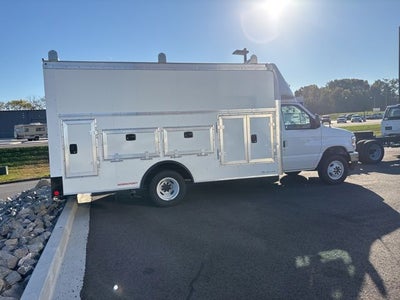 2026 Ford E-450SD IN-TRANSIT