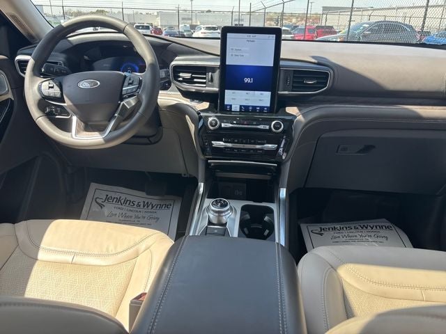 2022 Ford Explorer Platinum