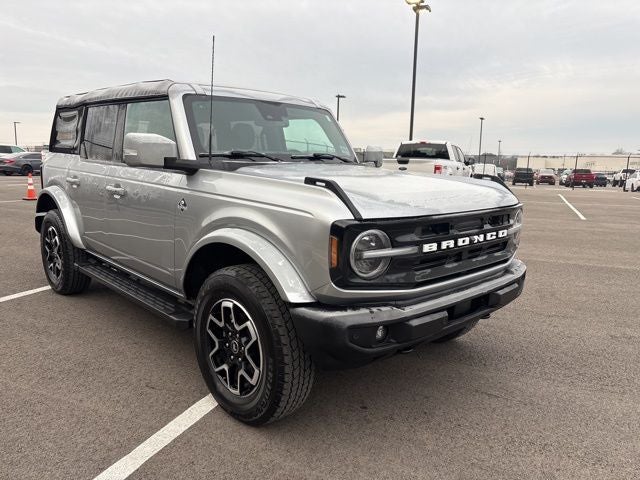 2023 Ford Bronco Base