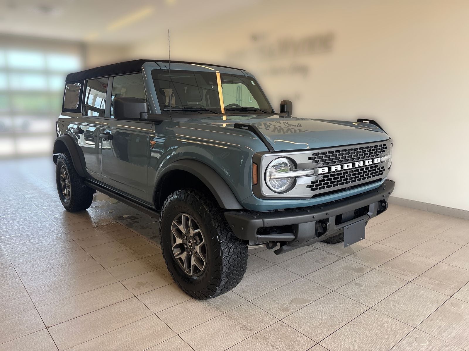 2023 Ford Bronco Badlands