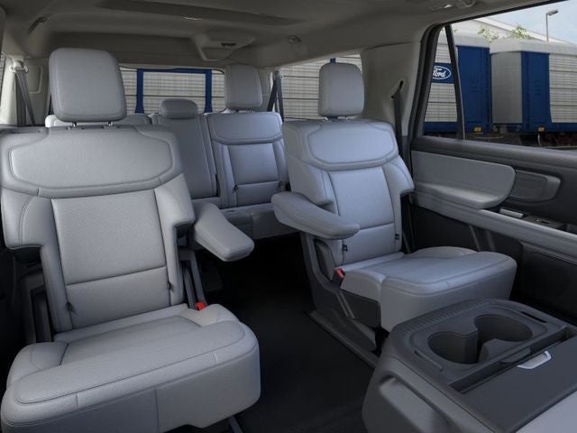 2025 Ford Expedition Max Platinum IN-TRANSIT