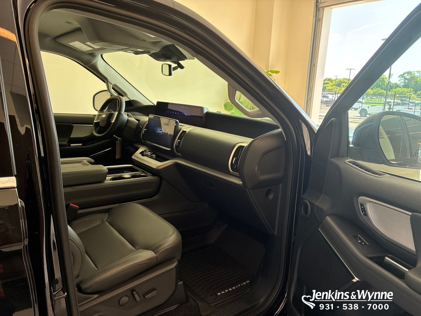 2026 Ford Expedition Active