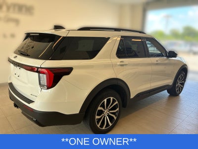 2025 Ford Explorer ST-Line