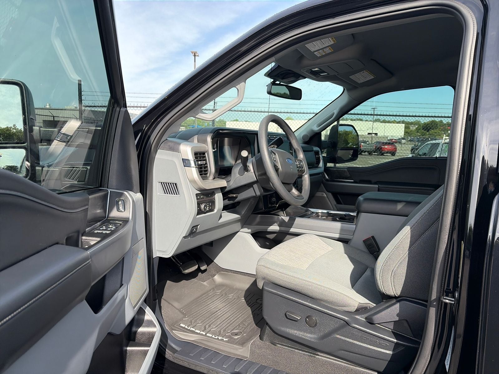 2024 Ford F-250SD XLT