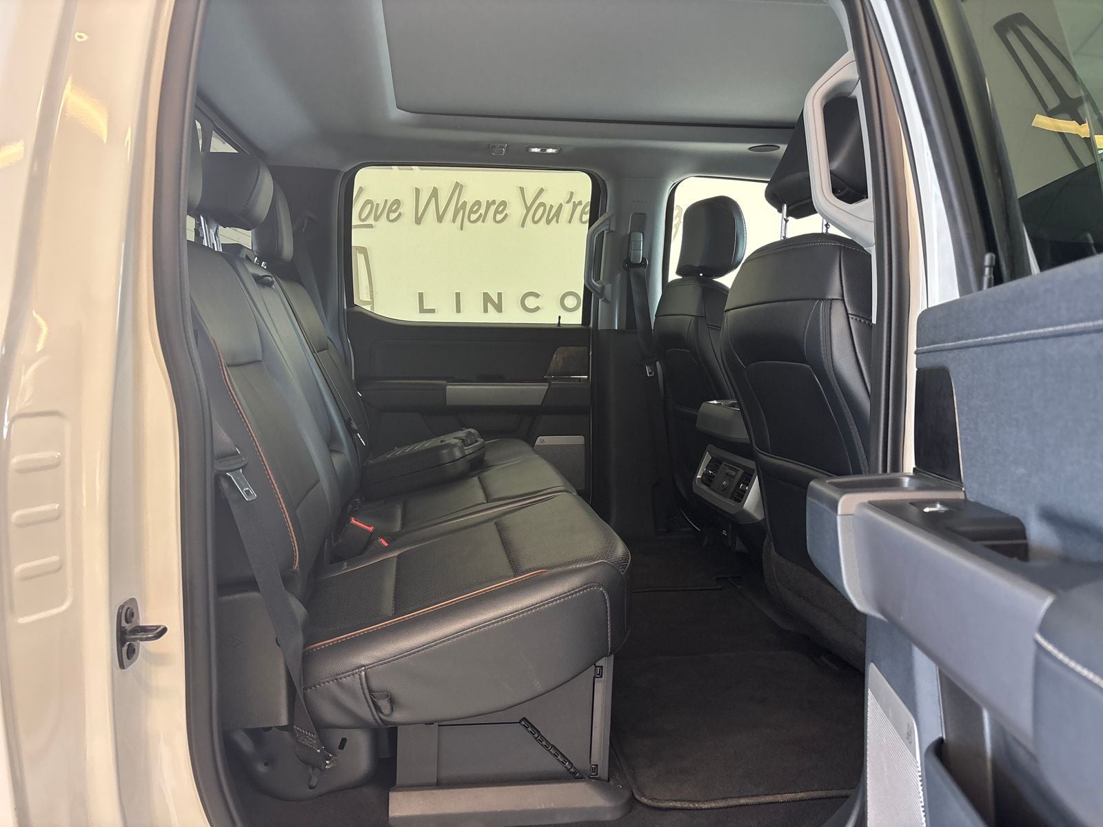 2025 Ford F-250SD Lariat