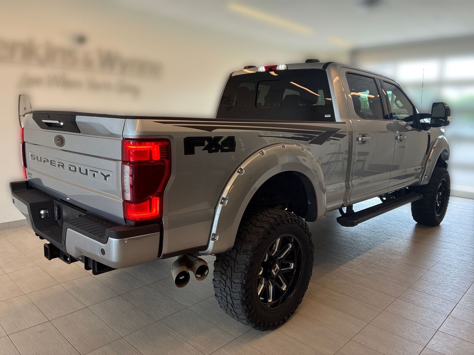 2022 Ford F-250SD Lariat