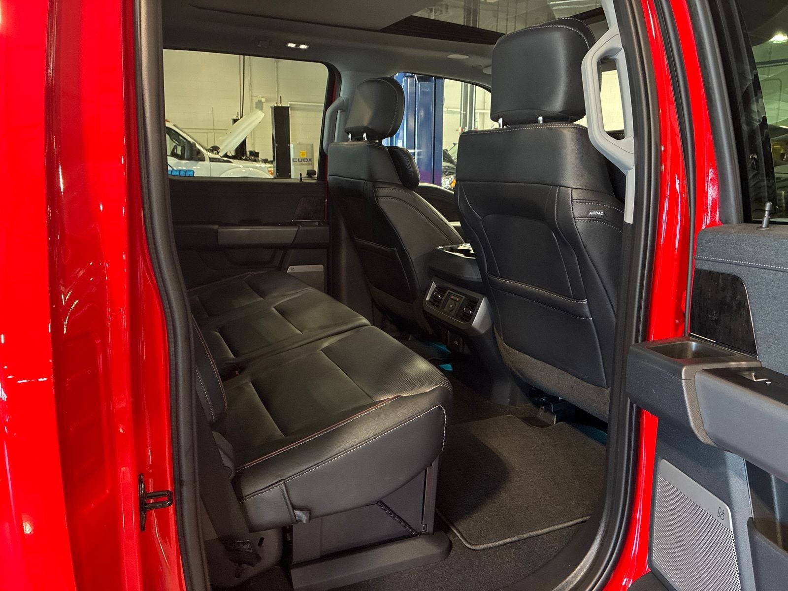 2023 Ford F-350SD Lariat