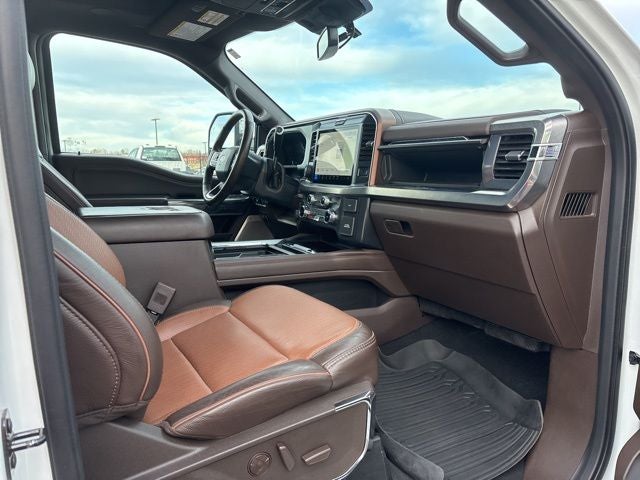 2025 Ford F-350SD King Ranch DRW