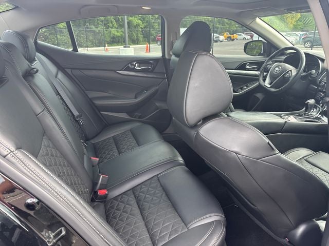 2020 Nissan Maxima Platinum