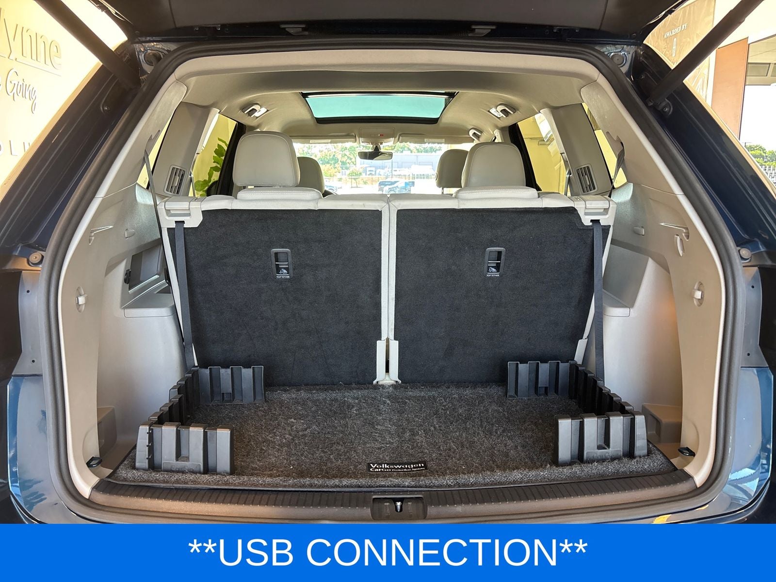 2021 Volkswagen Atlas 3.6L V6 SE w/Technology R-Line