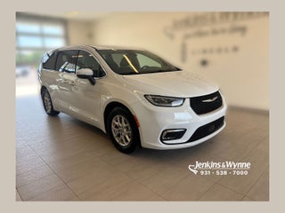 2023 Chrysler Pacifica Touring