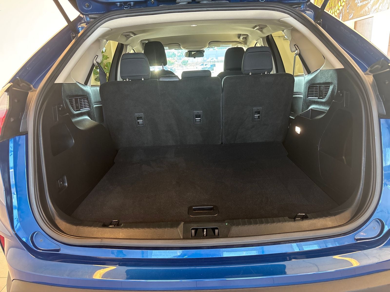 2023 Ford Edge SE