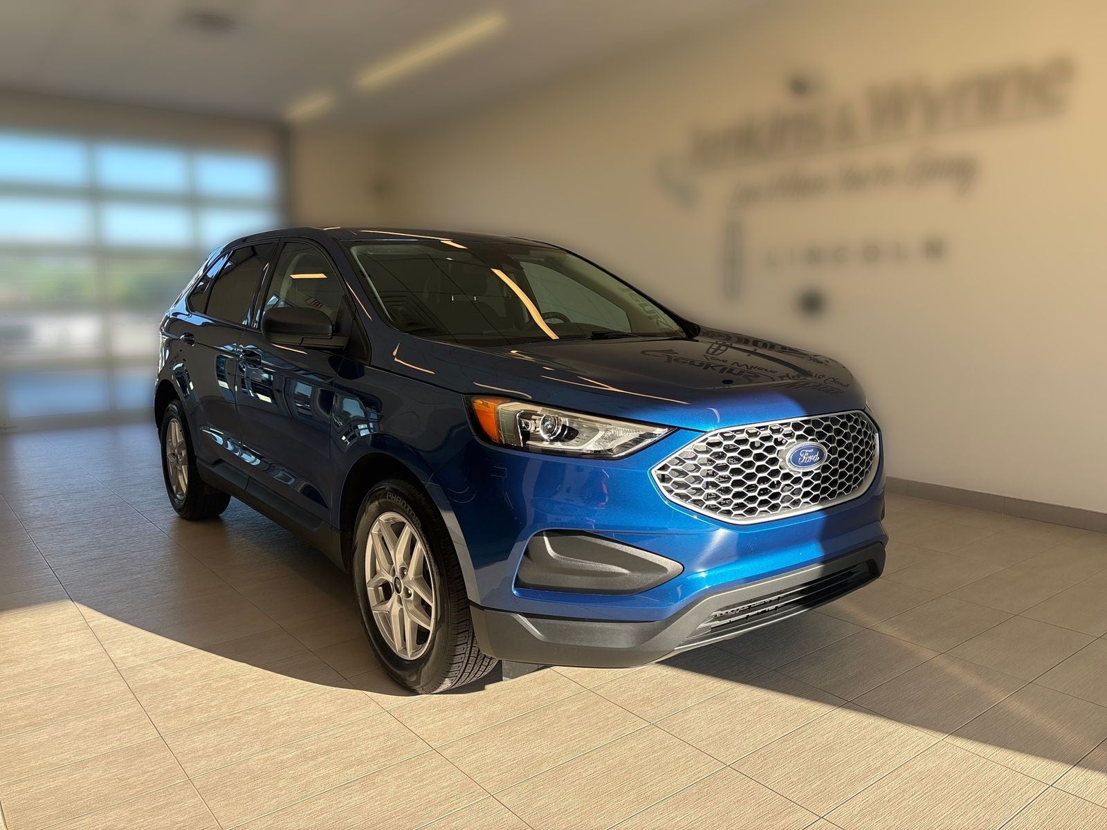 2023 Ford Edge SE