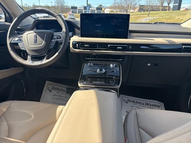 2022 Lincoln Nautilus Standard