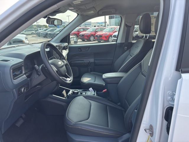 2025 Ford Maverick Lobo Standard