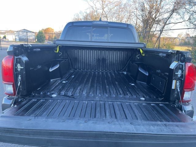 2022 Toyota Tacoma SR V6