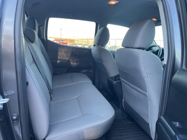 2022 Toyota Tacoma SR V6