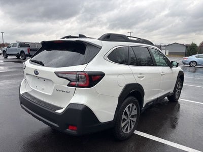 2025 Subaru Outback Premium