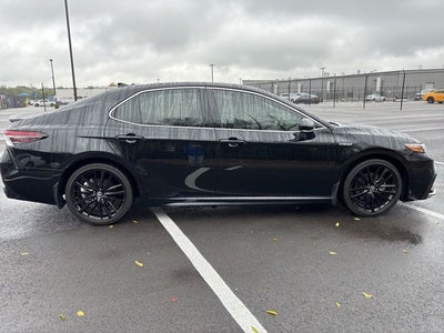 2021 Toyota Camry Hybrid XSE