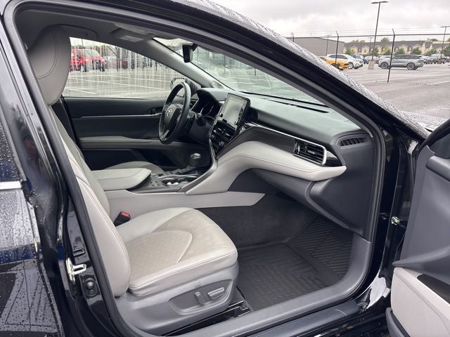 2021 Toyota Camry Hybrid XSE