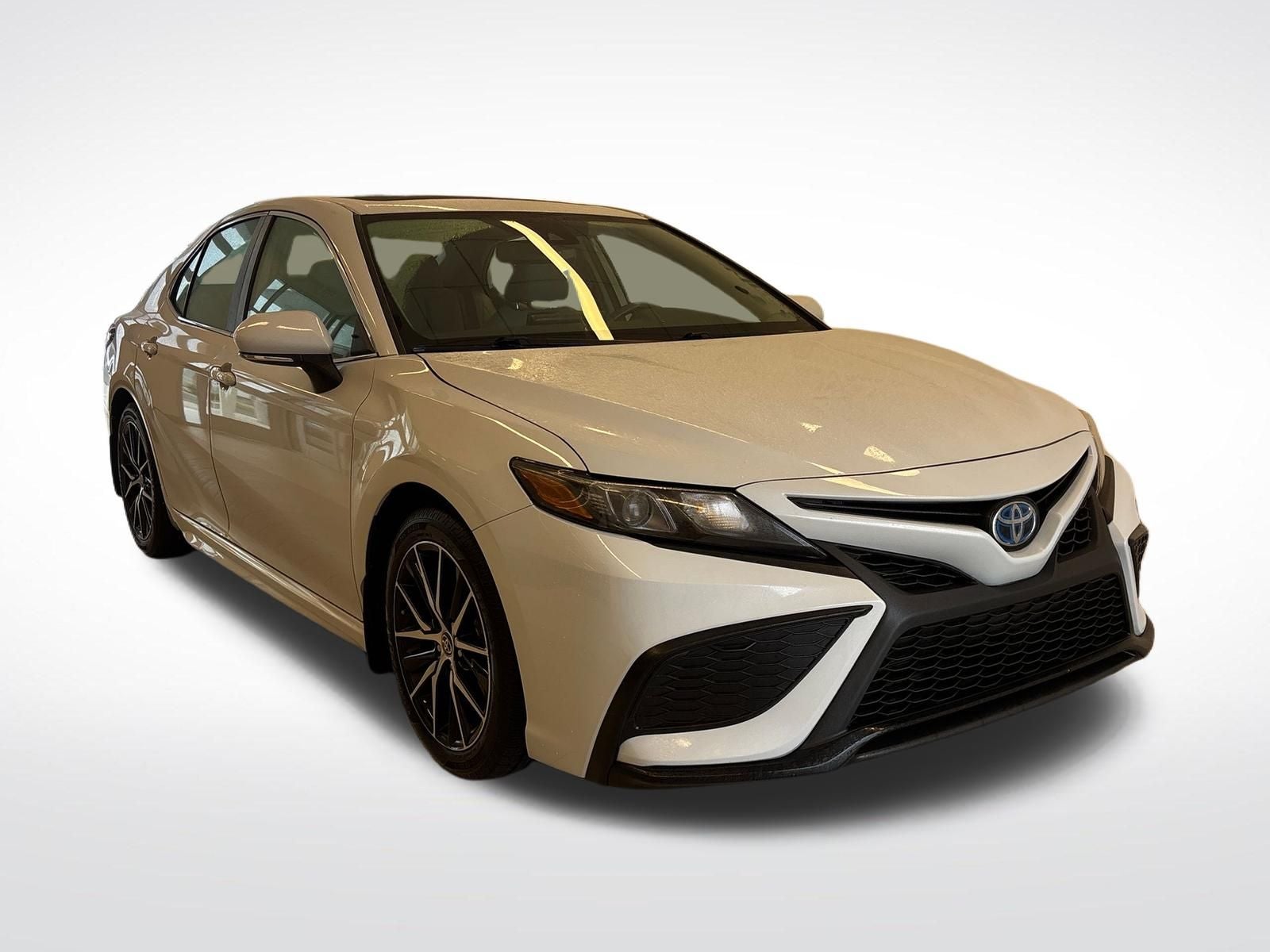2024 Toyota Camry Hybrid SE