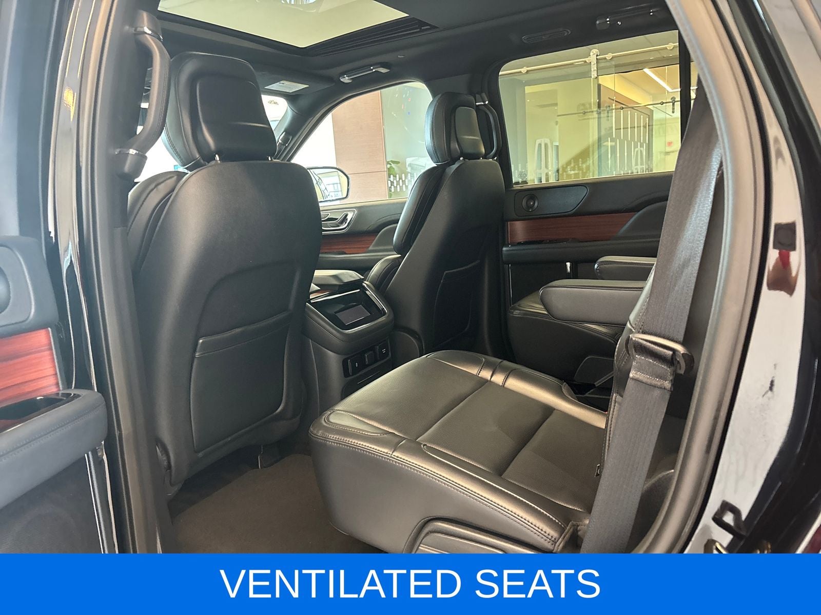 2024 Lincoln Navigator Premiere