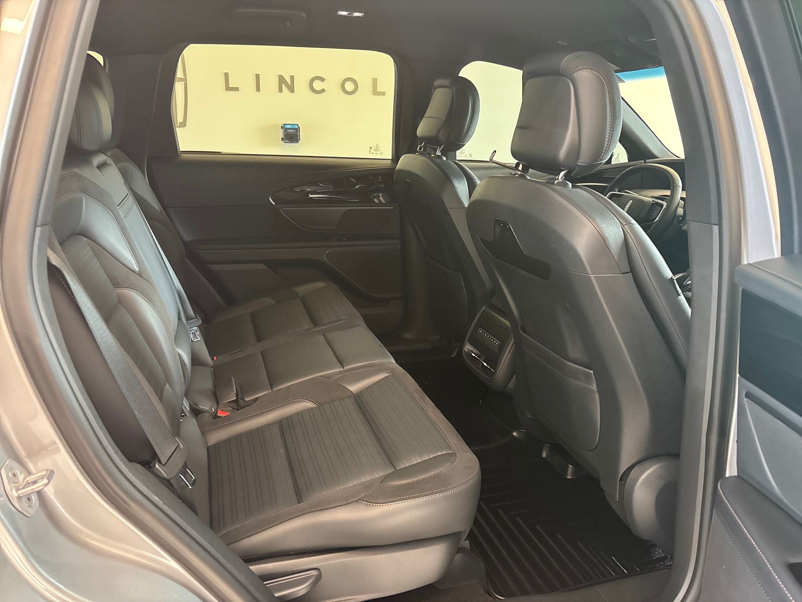 2024 Lincoln Nautilus Reserve