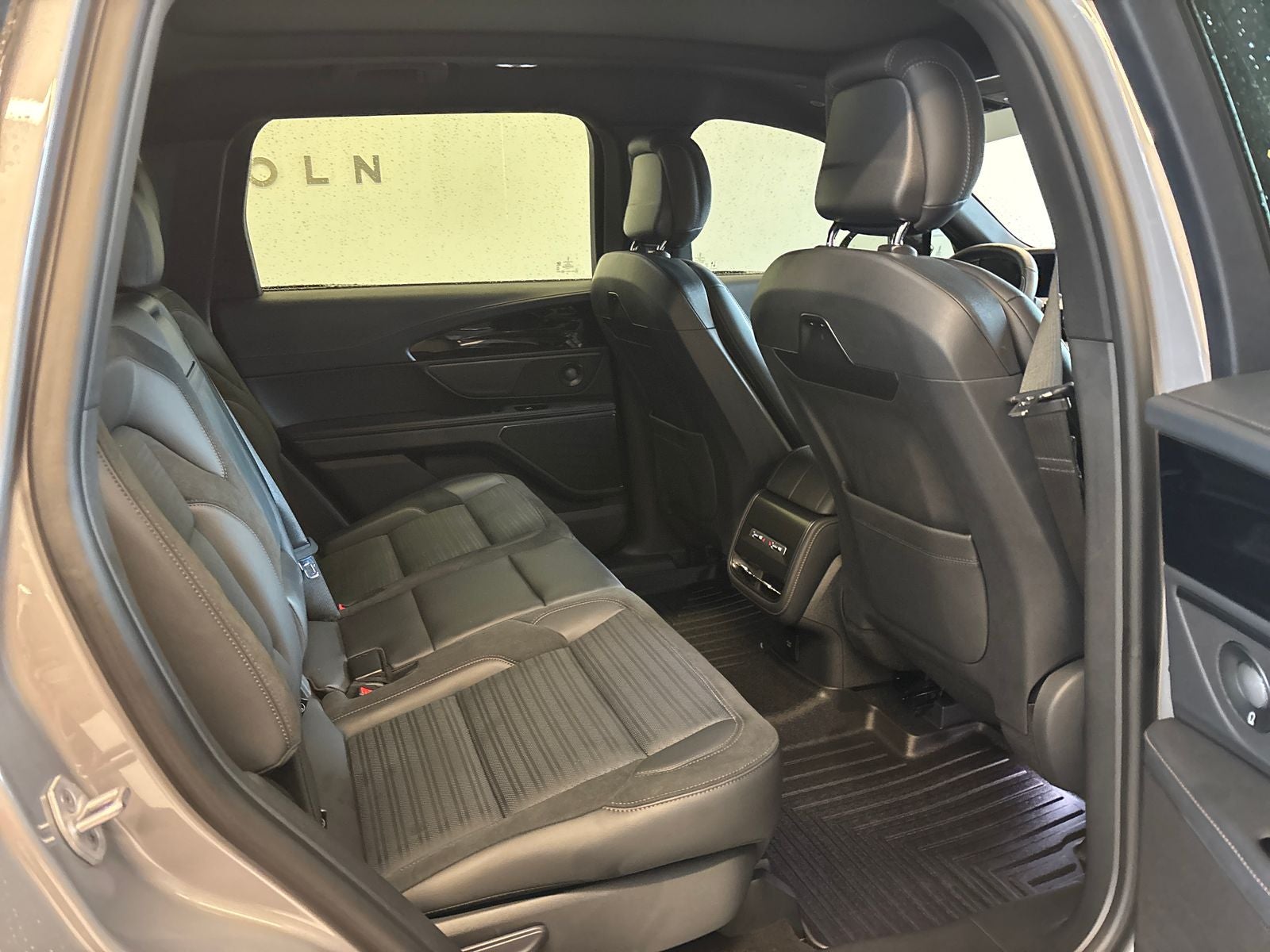 2025 Lincoln Nautilus Reserve