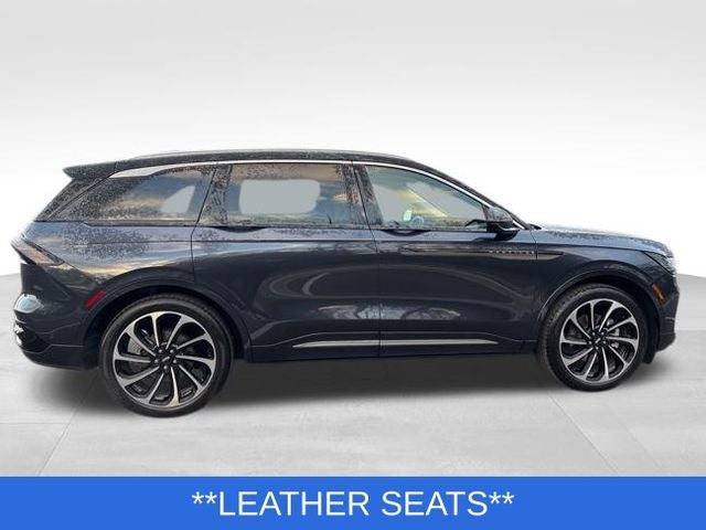 2024 Lincoln Nautilus Black Label