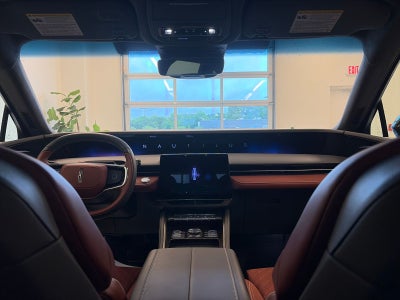 2024 Lincoln Nautilus Black Label