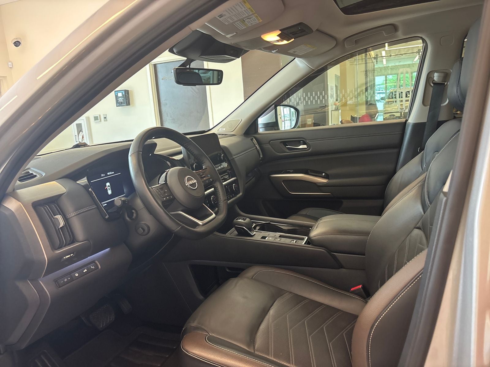 2024 Nissan Pathfinder Platinum