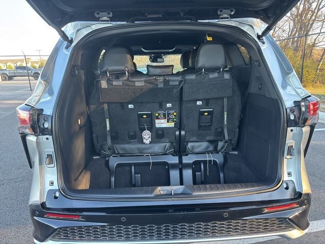 2024 Toyota Sienna XSE 7 Passenger
