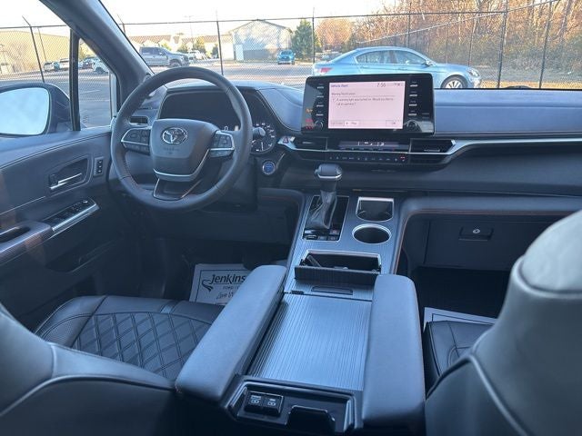 2024 Toyota Sienna XSE 7 Passenger