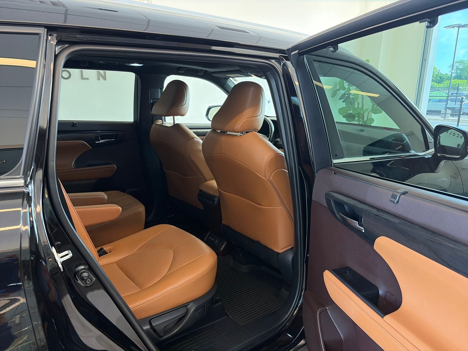 2020 Toyota Highlander Platinum