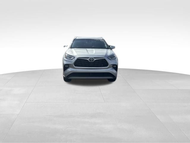 2025 Toyota Highlander Base