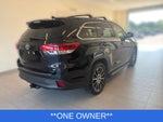 2017 Toyota Highlander SE