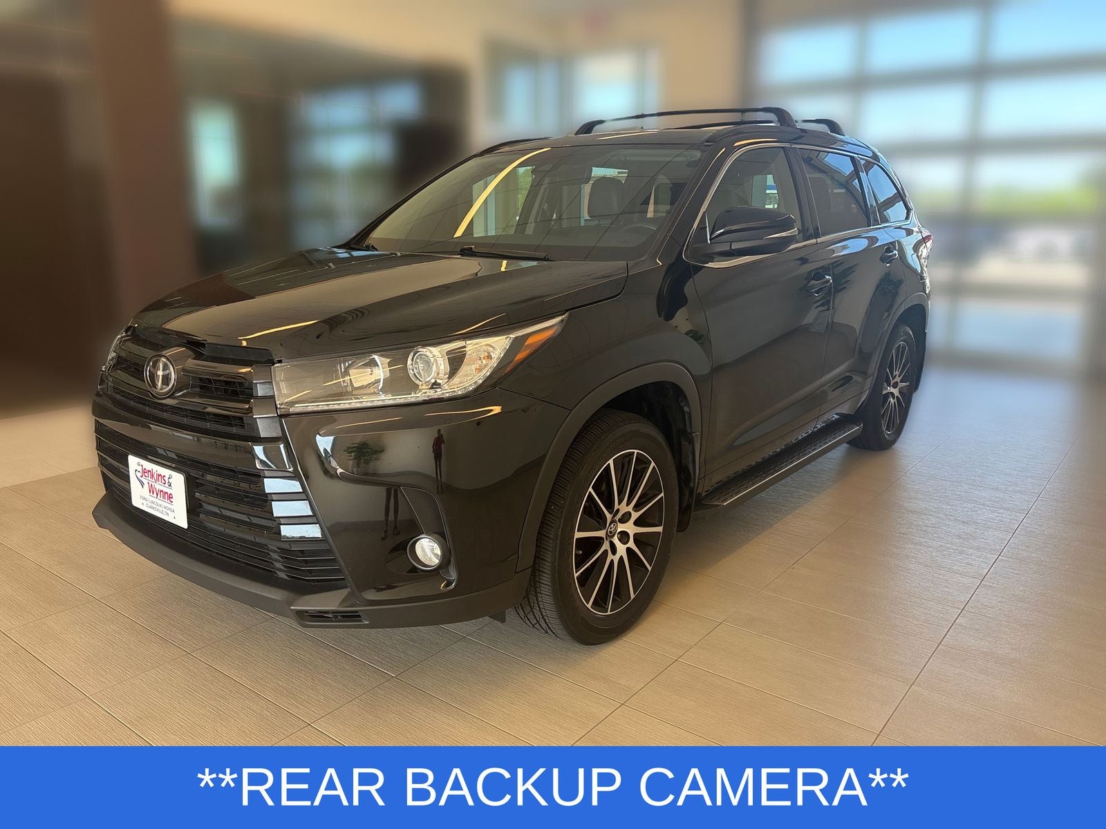 2017 Toyota Highlander SE