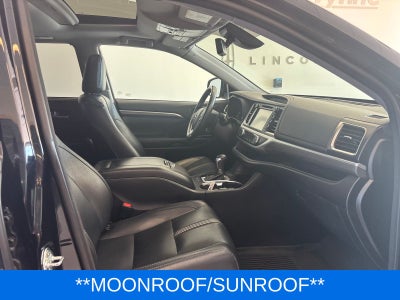 2017 Toyota Highlander SE
