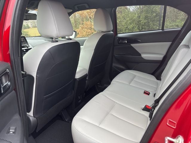 2023 Mitsubishi Eclipse Cross Base