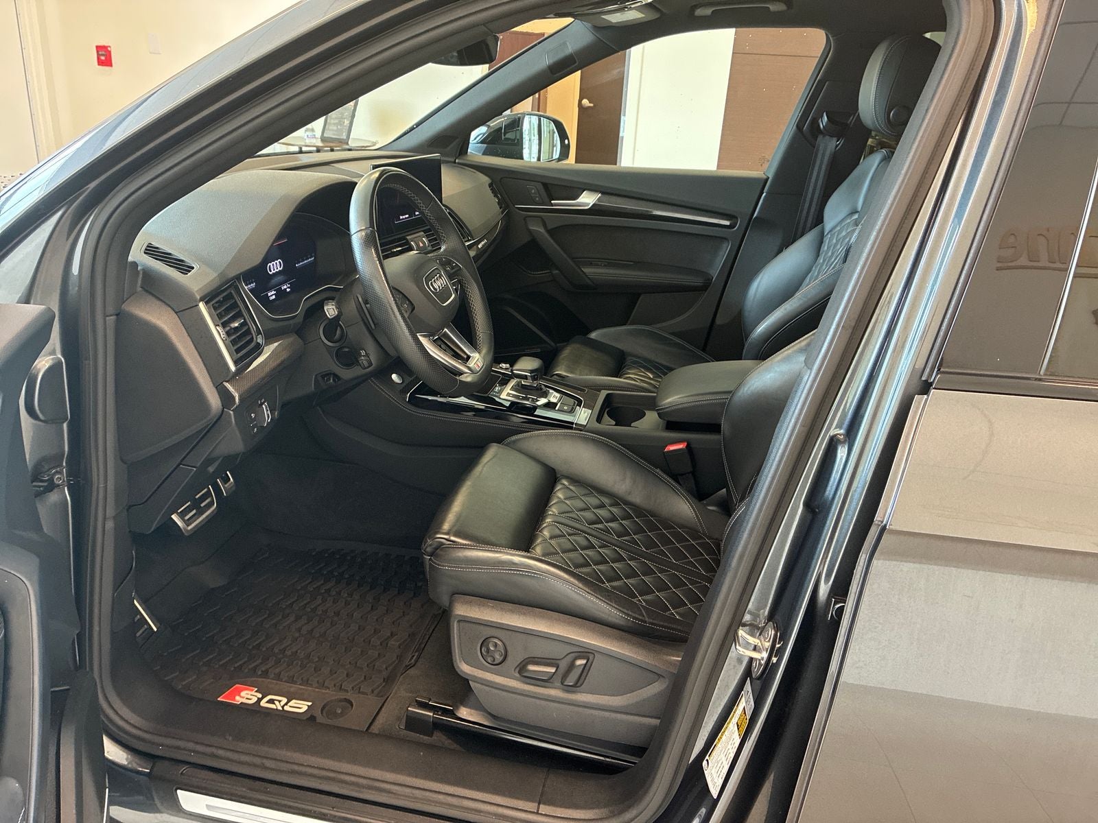 2023 Audi SQ5 Premium Plus quattro