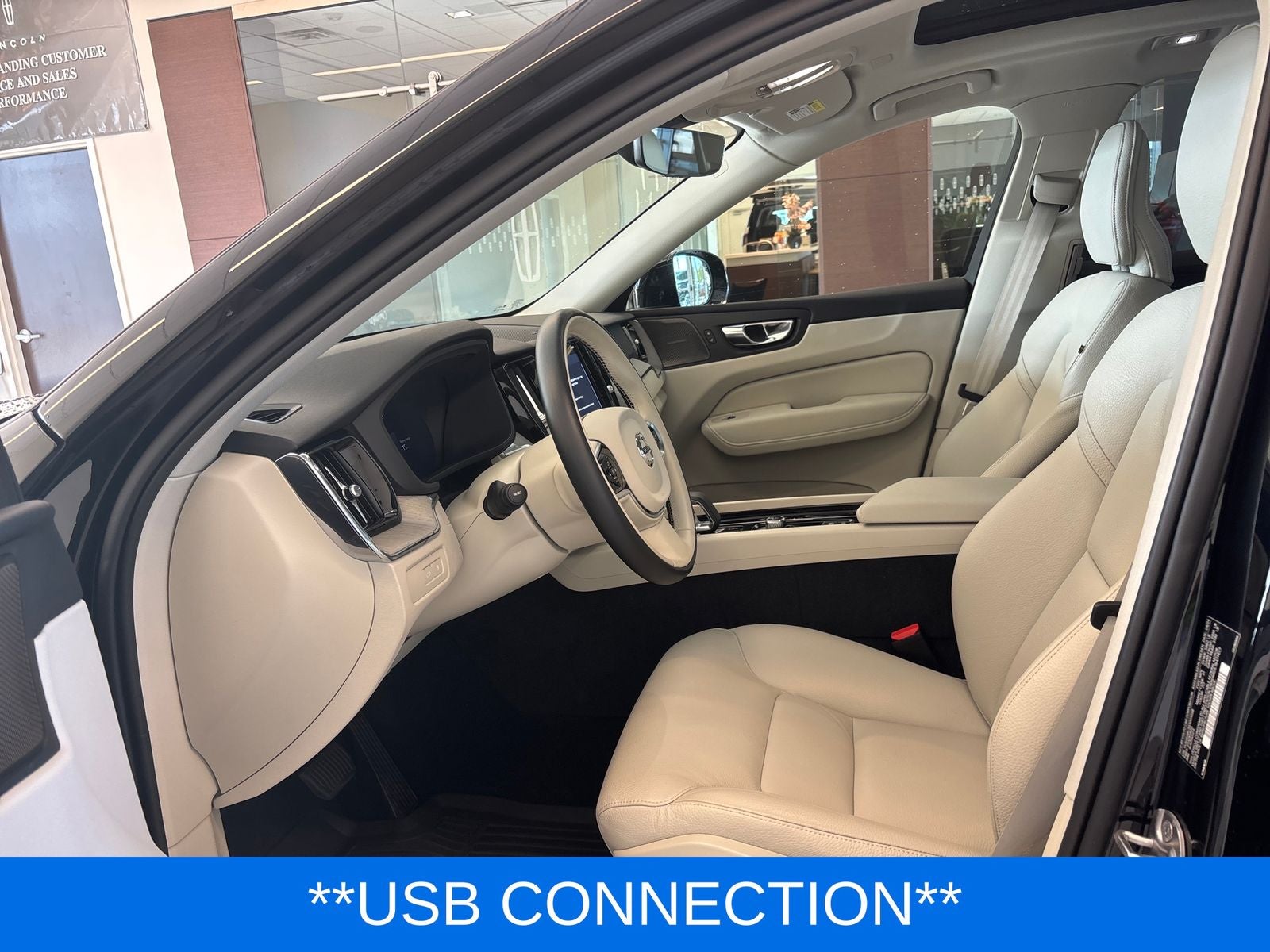 2025 Volvo XC60 Plug-In Hybrid T8 Plus