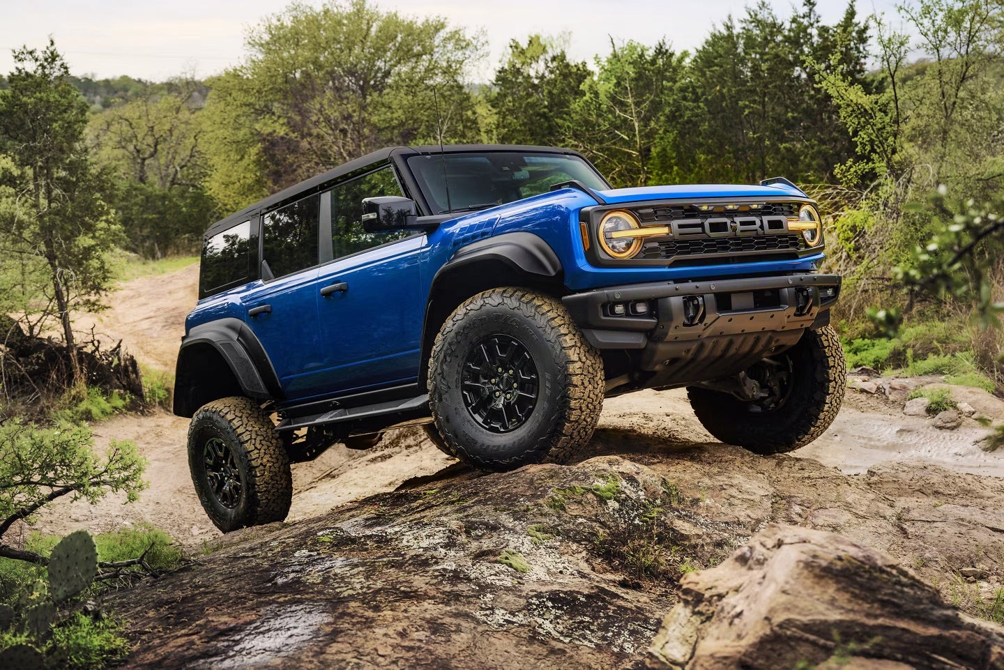 2025 ford bronco crawling over a rock
