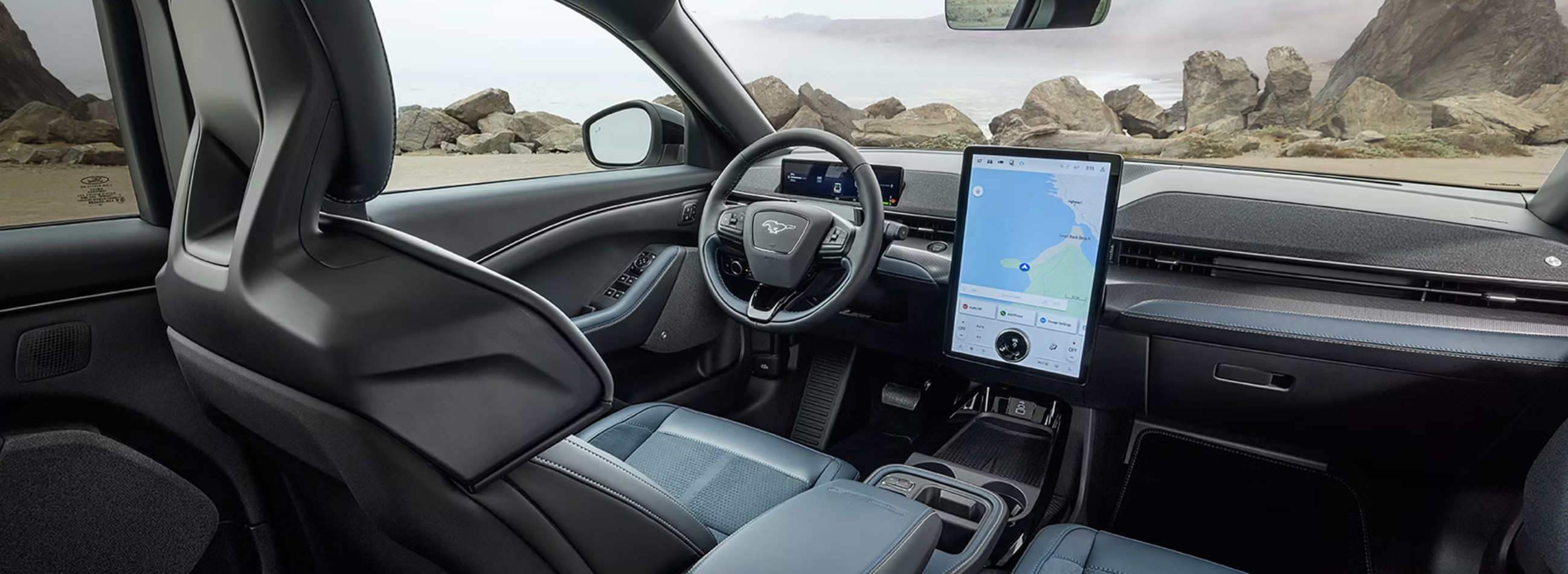 2026 Mach-E cockpit 15.5-inch touchscreen interior